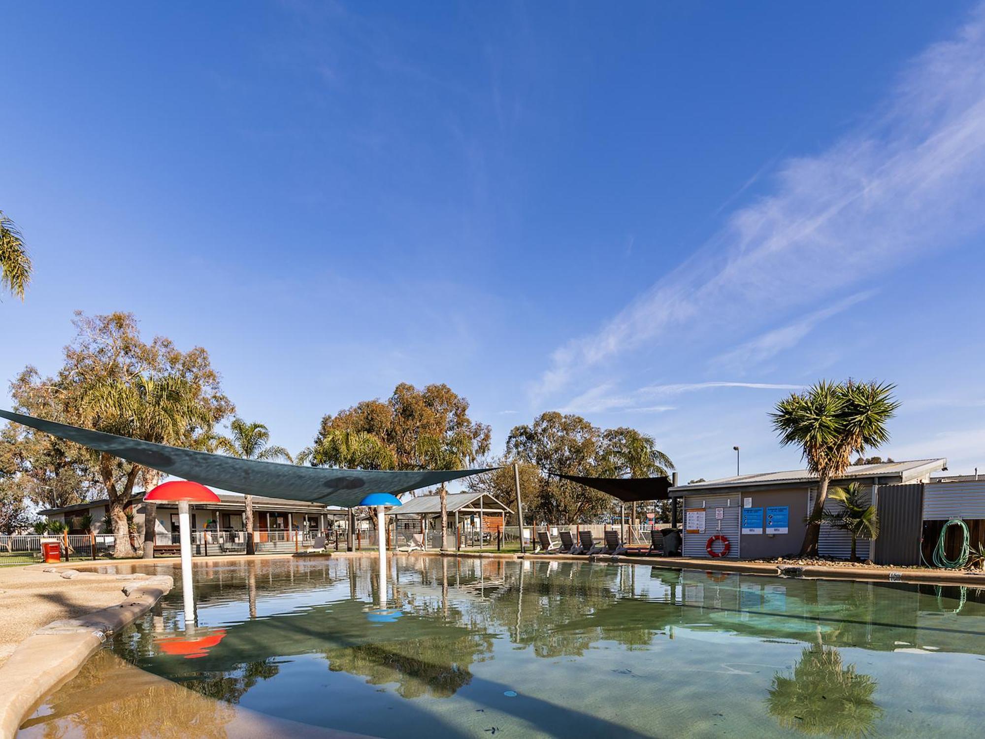 Nrma Yarrawonga Mulwala Holiday Park Екстер'єр фото