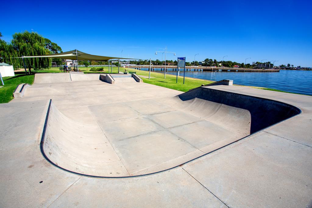 Nrma Yarrawonga Mulwala Holiday Park Екстер'єр фото